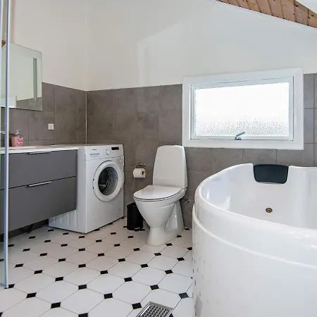 6 Person In R M Holiday home *